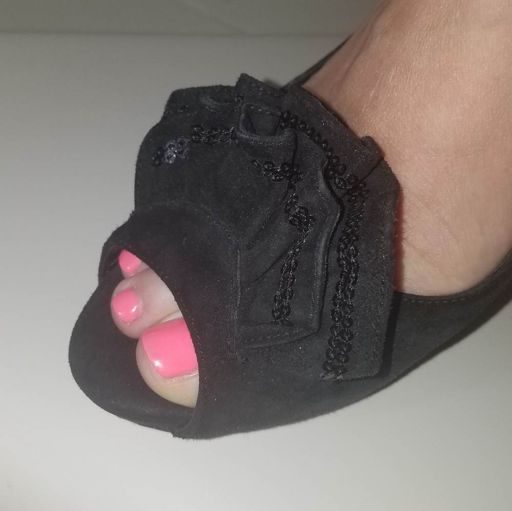 Kate Spade black suede peep toe heels - Picture 4 of 7